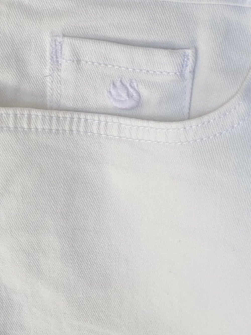 Gloria Vanderbilt Amanda Jeans - Picture 6 of 6